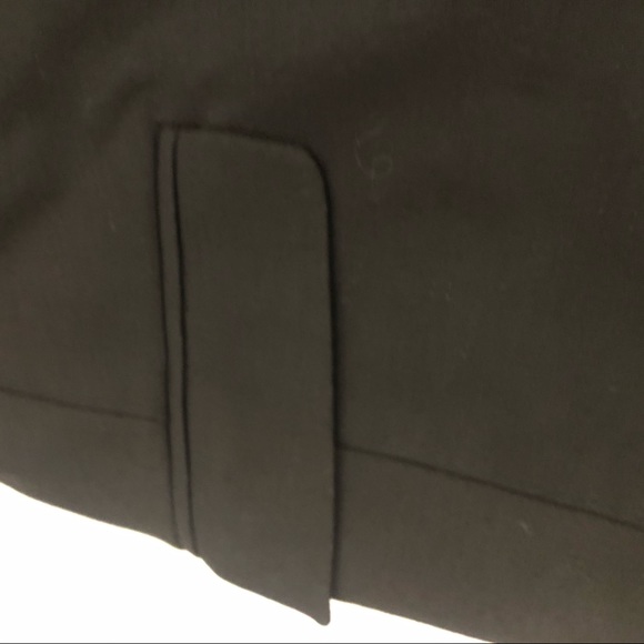 Elizabeth & James Black Blazer w/ Ruched Sleeves - Picture 6 of 14